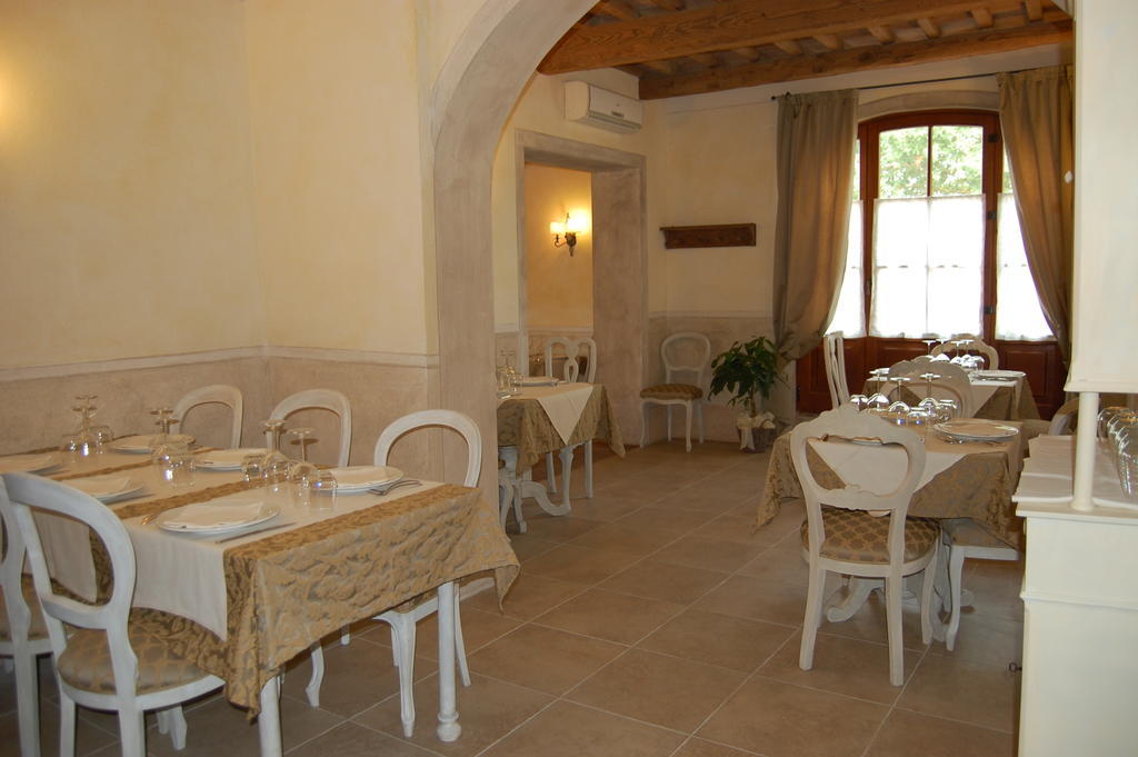 La Locanda Di Ortimino 蒙特斯佩尔托利 外观 照片
