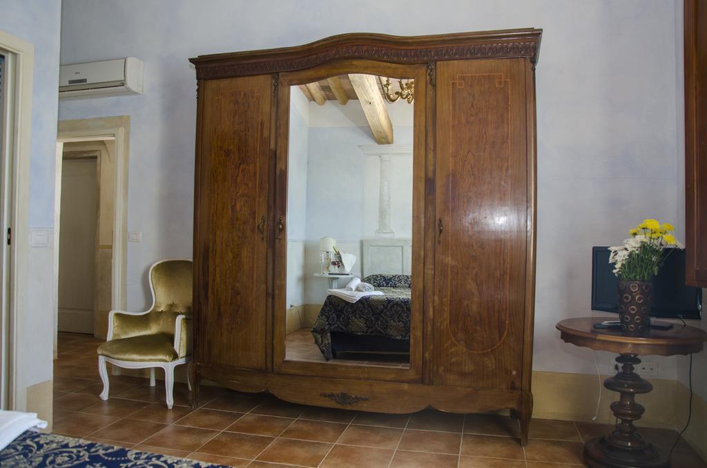 La Locanda Di Ortimino 蒙特斯佩尔托利 外观 照片